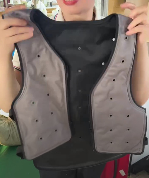 تعليمات استخدام سترة التبريد الجديدة