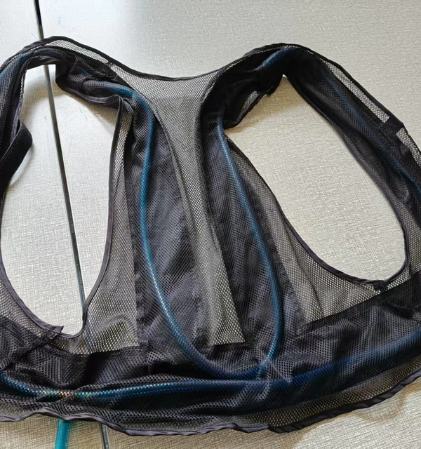 سترة التبريد ذات الأنبوب الدوامي: مستقبل ملابس العمل ذات درجات الحرارة العالية والسلامة الصناعية